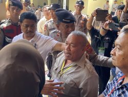 Sidang Ricuh Lagi, Keluarga Teriak ‘Ririn Mati’, Kubu Terdakwa Pembunuhan Indramayu Balas Sindir: ‘Bapak Mabok Warisan Ya?’