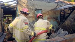 Rumah Petani di Indramayu Ludes Terbakar, Gabah 40 Kg hingga Alat Semprot Padi Ikut Hangus