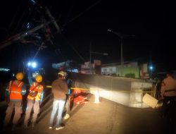 Pemotor Wanita Tewas Tertimpa Videotron Roboh di Majalengka, Saksi: Sehari Sebelumnya Sudah Goyang