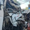Truk Trailer Oleng Hantam Bengkel Tambal Ban di Pantura Indramayu, 4 Orang Terluka