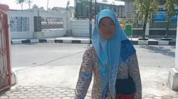 Kisah Sukimah Ibu Tunggal di Indramayu, Gowes Cari Nafkah Sambil Kejar Mimpi Jadi Sarjana