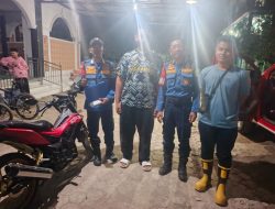 Malam-malam Kunci Magnet Motor Terkunci, Damkar Indramayu Sigap Beri Pertolongan