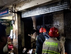 Kebakaran Pasar Jatibarang Indramayu, Kios Sayur Ludes Terbakar Diduga Akibat Korsleting Listrik