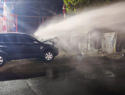 Mobil SUV Terbakar di Jalan Juanda Indramayu, Diduga akibat Korsleting Mesin