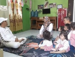 Saat Dedi Mulyadi Kunjungi Orang Tua Anak Kembar 5 di Indramayu, Beri Solusi Pekerjaan Untuk Ayahnya dan Modal Usaha