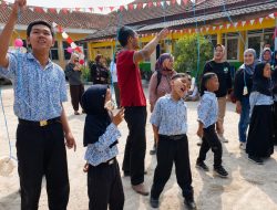 Saat Anak-anak SLB Gandasari Tertawa Lepas Bisa Ikut Merayakan Peringatan HUT Kemerdekaan RI