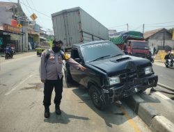Kronologi Kecelakaan di Jalur Pantura Parean Indramayu, Truk Tronton Tabrak Pikap dan Robohkan Tiang Lampu PJU