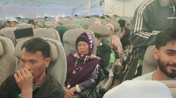 Jemaah Umrah Indramayu Akhirnya Pulang Setelah Terdampar di Singapura Imbas Abu Vulkanik