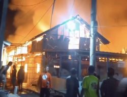 Dedi Mulyadi dan Lucky Hakim Turun Tangan Pulihkan 11 Rumah Nelayan Eretan Indramayu yang Ludes Terbakar